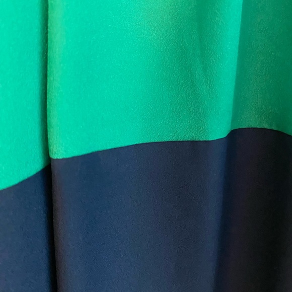 Express Color Block Dress - Picture 3 of 3